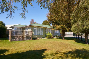 Accommodation Fiordland -The Three Bedroom House at 226A Milford Road